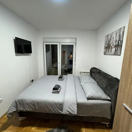 Apartment Stan Na Dan Aurora