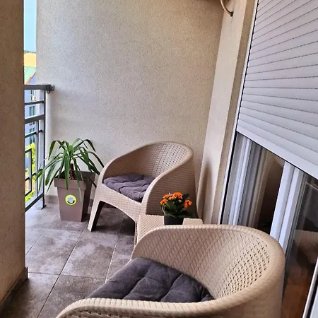 Apartment Stan Na Dan Aurora Pozarevac