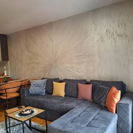 Stan Na Dan Aurora * Požarevac