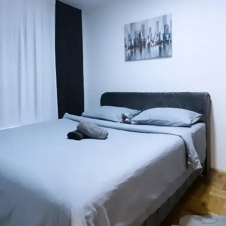 Apartment Stan Na Dan Aurora *